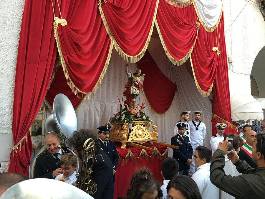 Processione di San Michele Arcangelo a Sant'Angelo