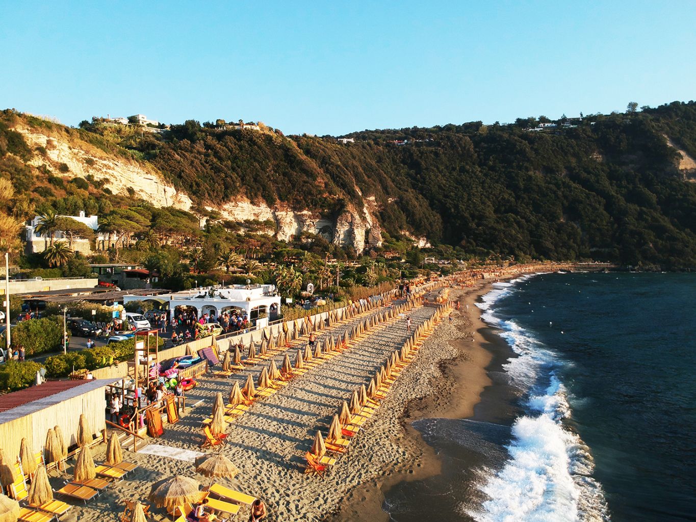 La spiaggia di Citara a Forio