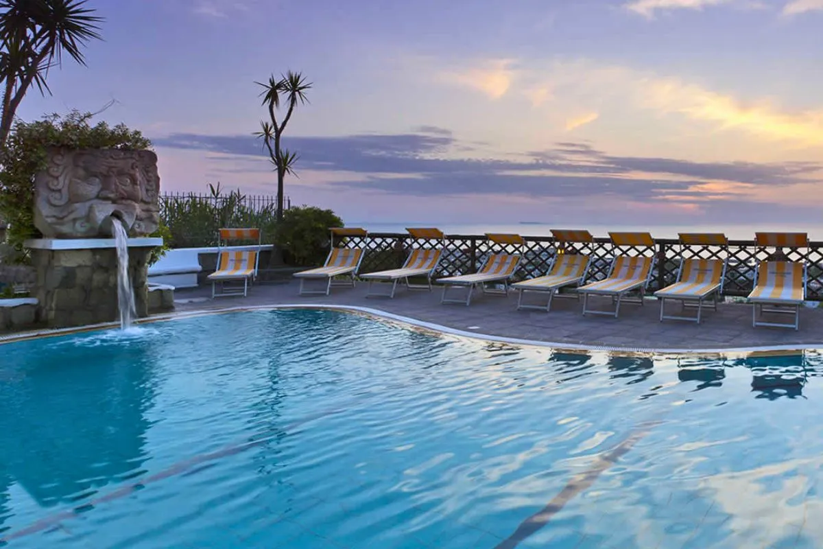 Hotel Residence la Rosa - Tramonti in piscina